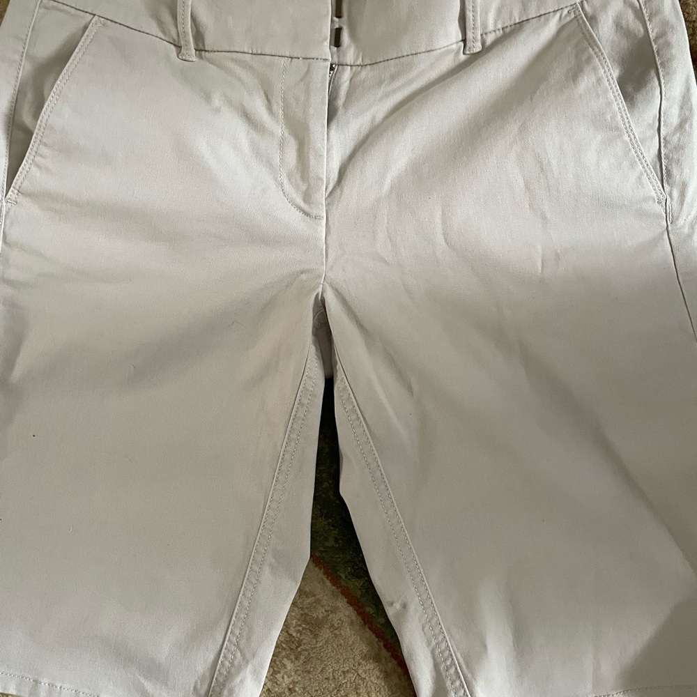 LOFT Women's Cream Bermuda Shorts